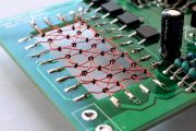 Powrót do korzeni: pamięć ferrytowa dla Arduino